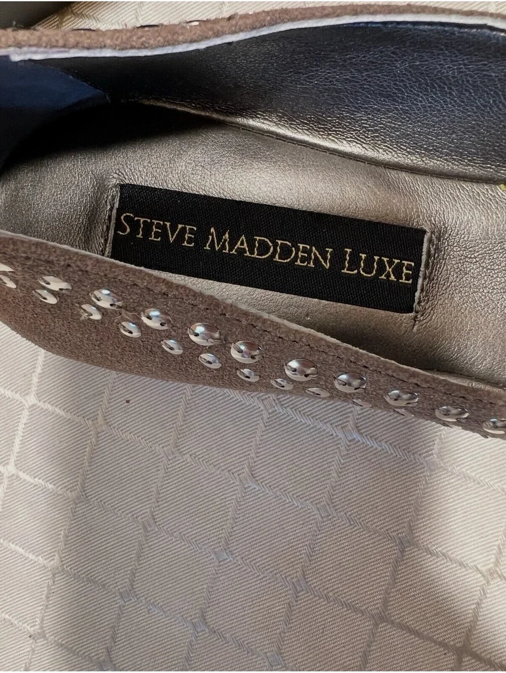 Steve Madden Taupe Suede Bling Flats Size 7